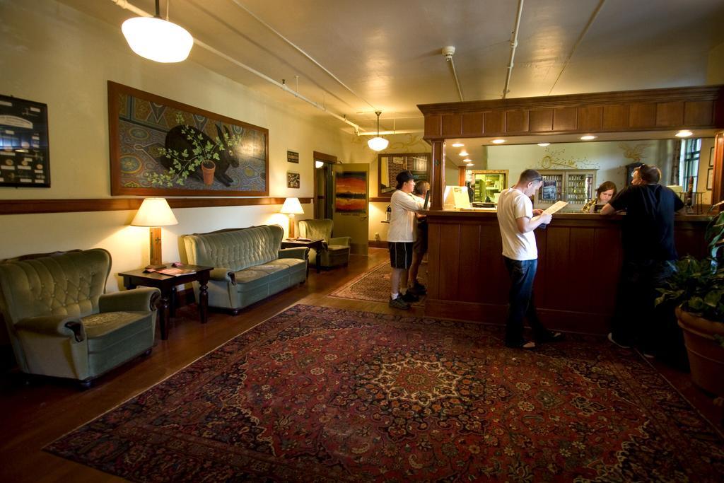 Hotel McMenamins Edgefield Troutdale Exterior foto